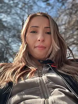 YOUR-KARINA online show from 03/14/25, 06:32