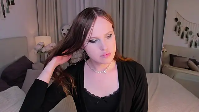 EffieMinki online show from 07/09/26, 09:19