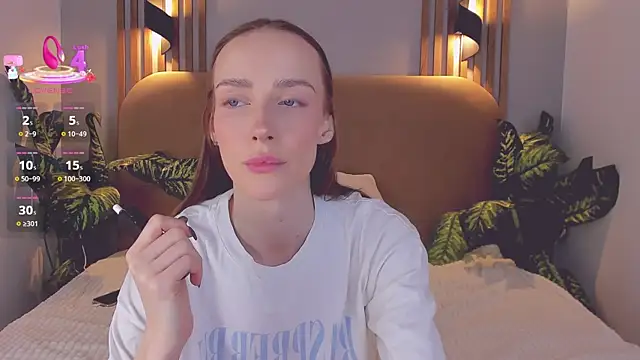 Kira Quinn online show from 12/23/25, 07:17