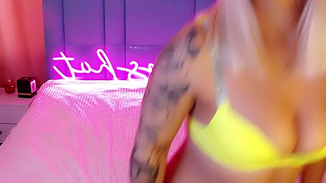 AllwaysHotJ online show from 12/02/24, 06:41