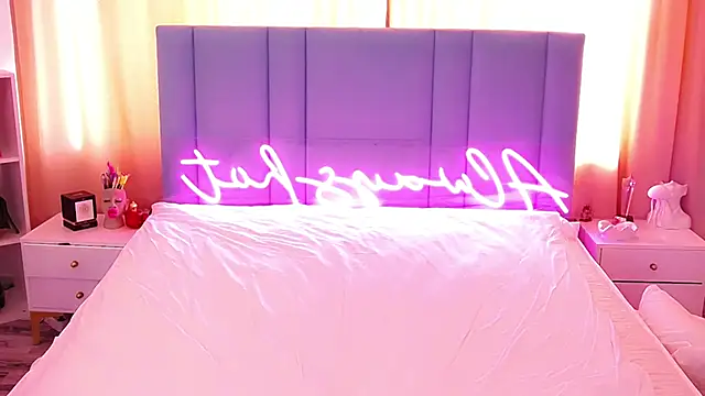 AllwaysHotJ online show from 03/09/25, 05:55