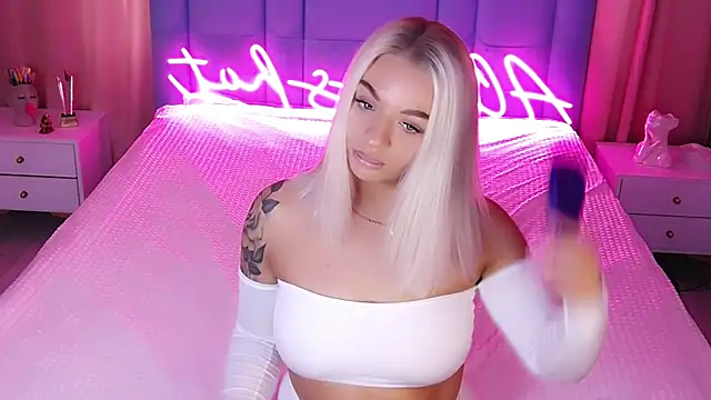 AllwaysHotJ online show from 10/05/25, 02:21