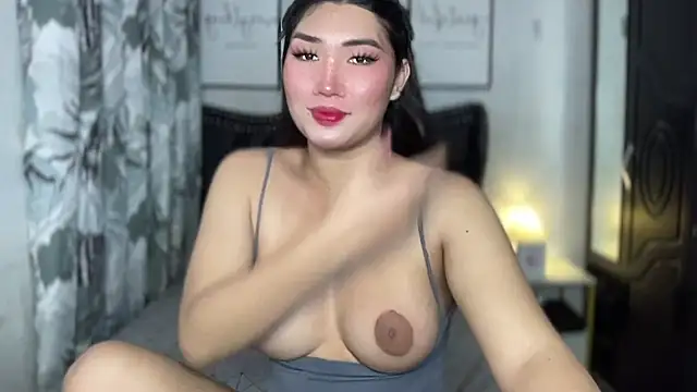 Miss Deliciousness online show from 05/11/26, 05:21
