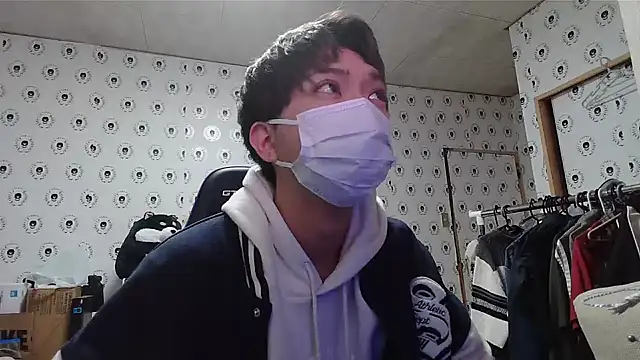 pychan online show from 12/04/24, 10:35