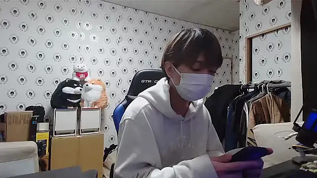 pychan online show from 01/29/25, 10:48