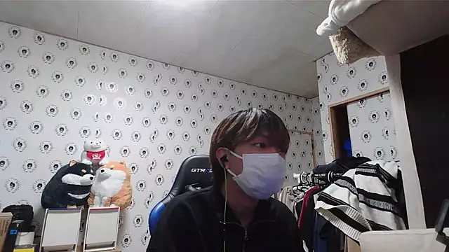 pychan online show from 02/21/25, 10:39