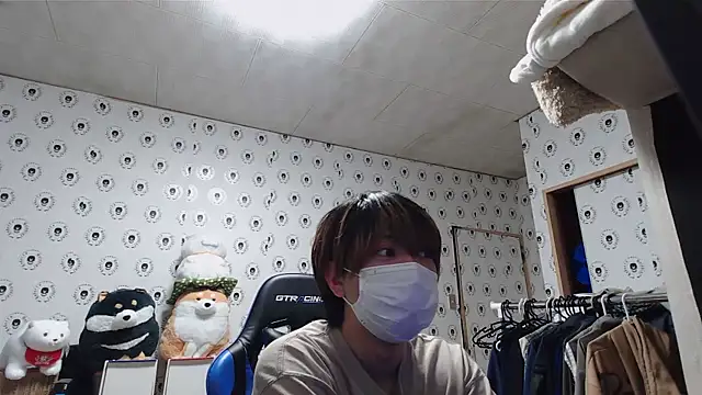 Snapshot of pychan chatting on 03/10/25, 01:54 pychan online show from 03/10/25, 01:54