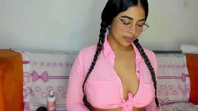 Snapshot of moana_taylor chatting on 01/30/25, 06:43 moana taylor online show from 01/30/25, 06:43