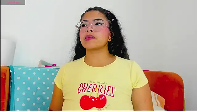 moana taylor online show from 04/04/26, 10:46