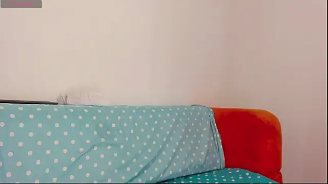 moana taylor online show from 04/15/26, 10:44