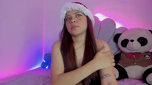 EmmaClarck online show from 12/24/24, 08:38