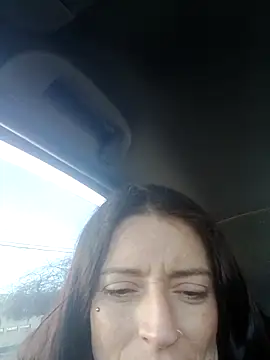 khloebanques online show from 03/15/26, 12:27