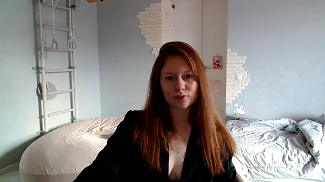 Snapshot of ConnieDaw chatting on 10/23/25, 07:51 ConnieDaw online show from 10/23/25, 07:51