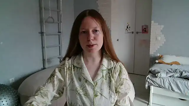 Snapshot of ConnieDaw chatting on 10/28/25, 08:29 ConnieDaw online show from 10/28/25, 08:29