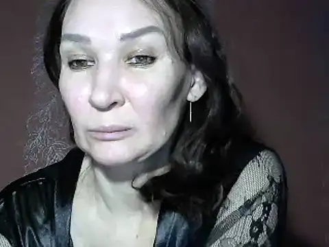 PrettyAndWild online show from 12/23/24, 05:22