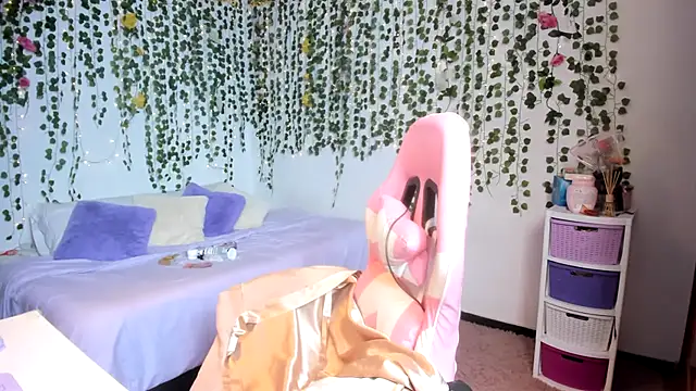 Snapshot of violeta_milleer chatting on 09/10/25, 03:56 violeta milleer online show from 09/10/25, 03:56