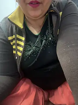 Preet Kaur 69 online show from 12/29/24, 06:05