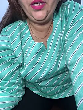 Preet Kaur 69 online show from 02/28/25, 03:26