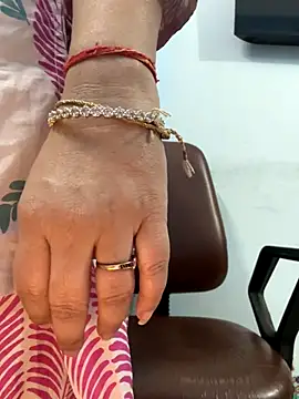 Preet Kaur 69 online show from 11/20/25, 06:18