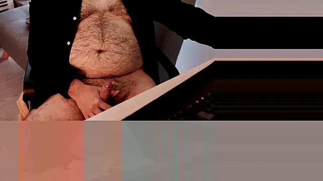 Snapshot of Sanders_White chatting on 12/05/24, 02:42 Sanders White online show from 12/05/24, 02:42