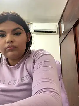 Lia sexx online show from 10/24/25, 07:10