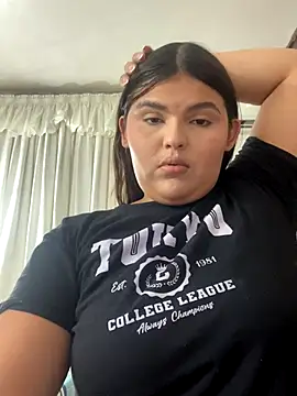 Lia sexx online show from 11/13/25, 07:02