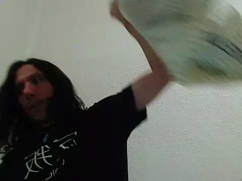 Snapshot of Latinopervs chatting on 02/08/26, 05:00 Latinopervs online show from 02/08/26, 05:00