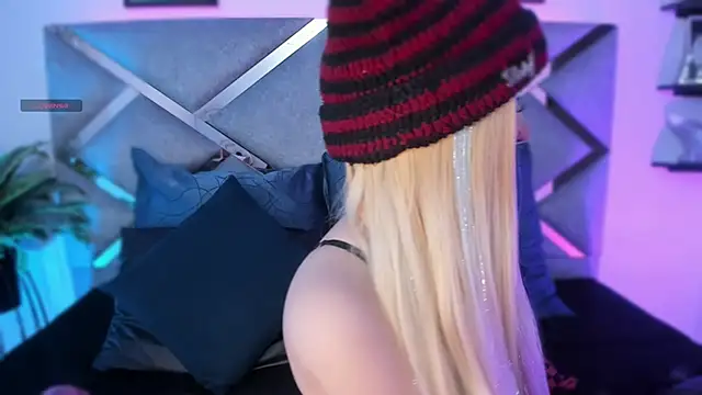 Keidy rose online show from 10/10/25, 07:35