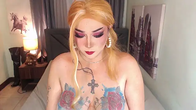 Snapshot of Transdomts4u chatting on 03/22/25, 06:14 Transdomts4u online show from 03/22/25, 06:14