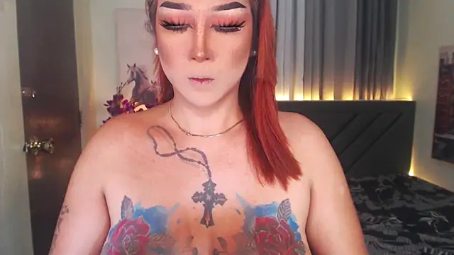 Snapshot of Transdomts4u chatting on 09/17/25, 06:31 Transdomts4u online show from 09/17/25, 06:31