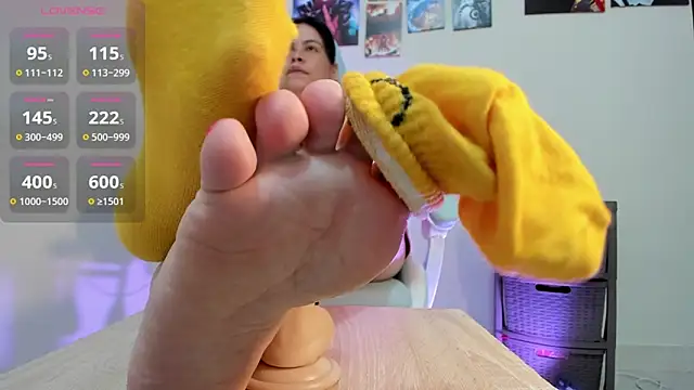 Snapshot of zoe_37 chatting on 03/19/25, 04:03 zoe 37 online show from 03/19/25, 04:03