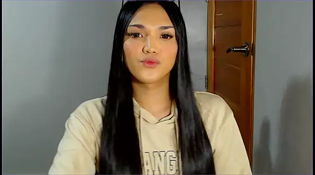 WONDERWOMAN2023 online show from 03/16/25, 12:44