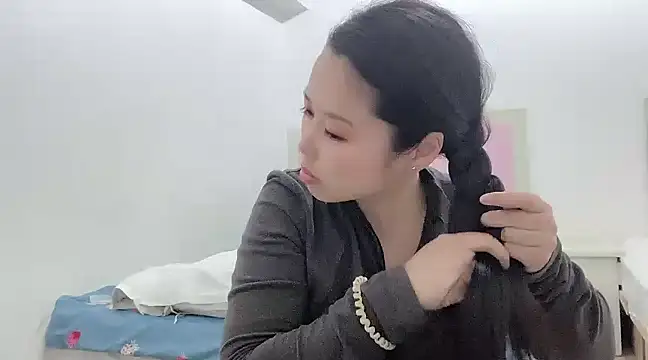 kk lele online show from 03/07/25, 02:01