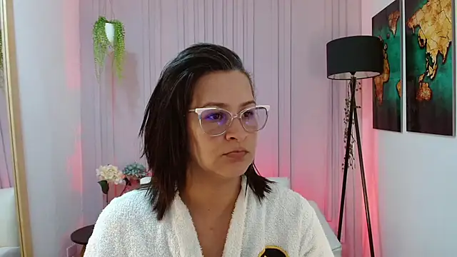 Britney taylor  online show from 01/22/25, 09:43