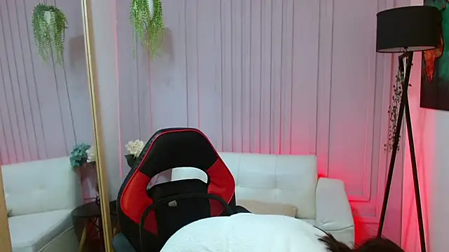 Britney taylor  online show from 01/30/25, 09:25