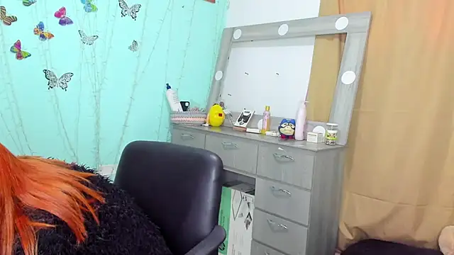 Britney taylor  online show from 09/18/25, 01:35