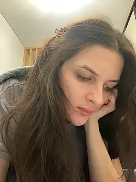 little belucci online show from 02/05/25, 08:14