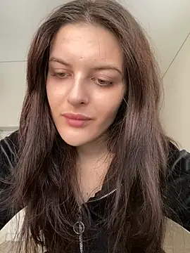 little belucci online show from 02/11/25, 01:09