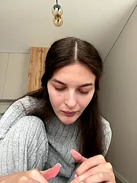 little belucci online show from 10/03/25, 11:40