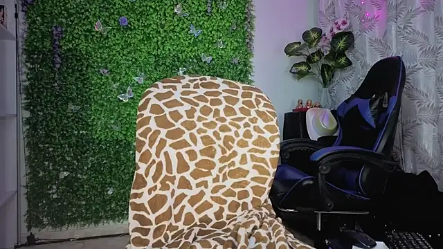 valquiria sirgun online show from 07/28/26, 11:17