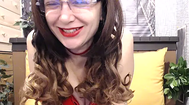 lilianleight online show from 01/04/25, 08:17