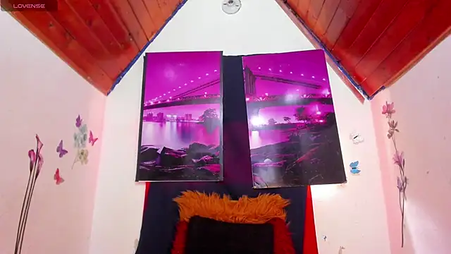 Hannaa32 online show from 09/08/25, 06:51