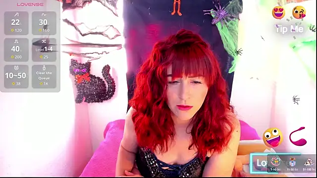 Hannaa32 online show from 10/15/25, 09:04