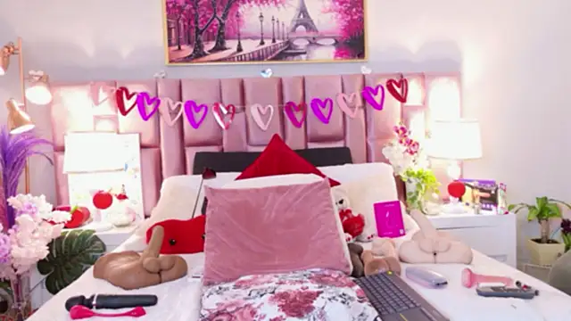 Anaa Bellaa online show from 03/05/26, 12:23