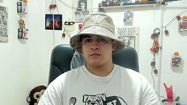 ney 22 online show from 10/29/25, 04:26