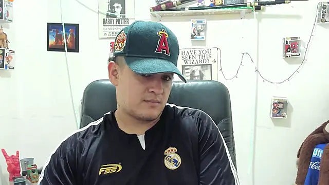 ney 22 online show from 11/08/25, 01:28