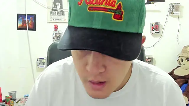 ney 22 online show from 11/18/25, 12:20