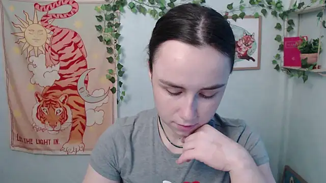 VeryVeryVeryShy  online show from 07/02/26, 05:35