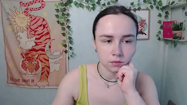 VeryVeryVeryShy  online show from 07/03/26, 05:36
