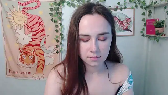VeryVeryVeryShy  online show from 07/07/26, 07:23